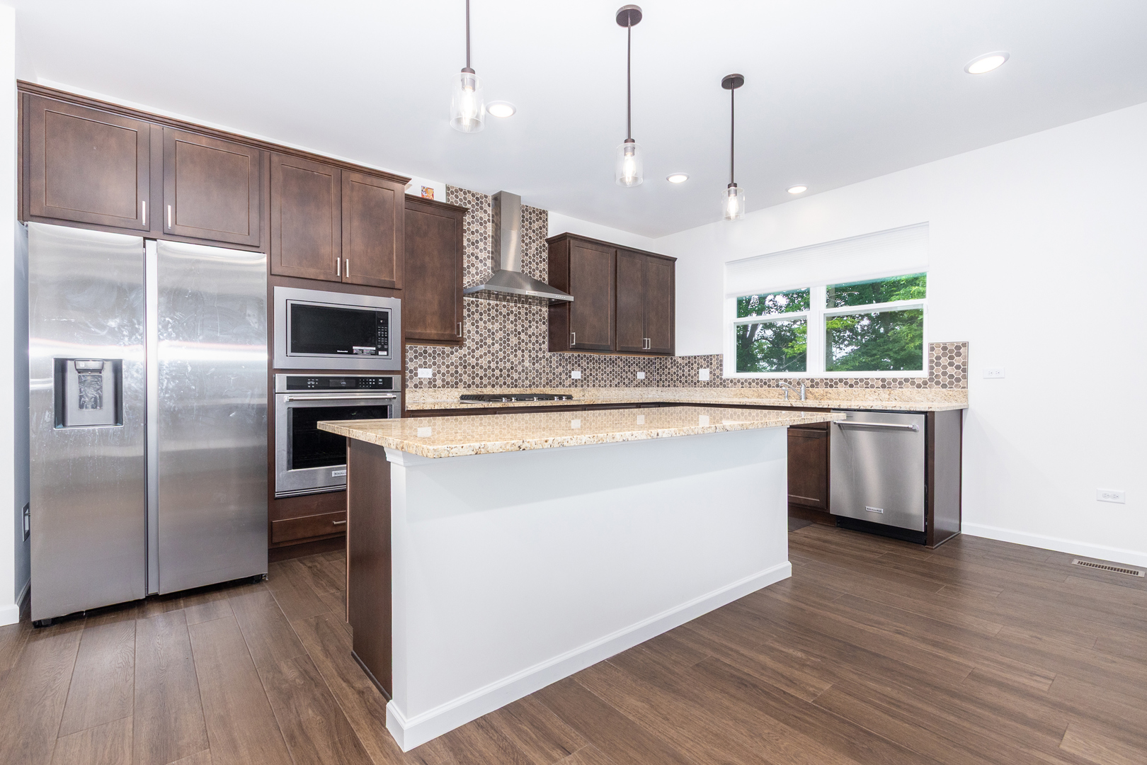 2225 Bent Grass Way Property Photo 11