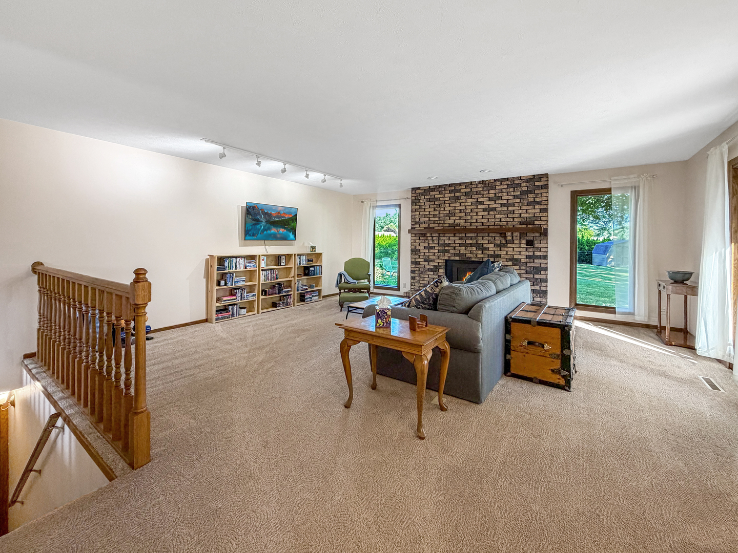 829 Sutton Place Property Photo 17