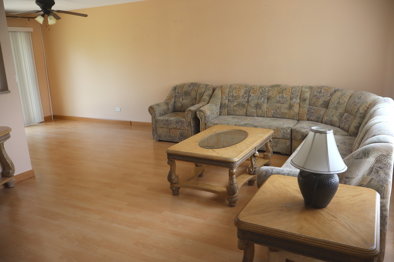 182 Roxbury Lane Property Photo 4