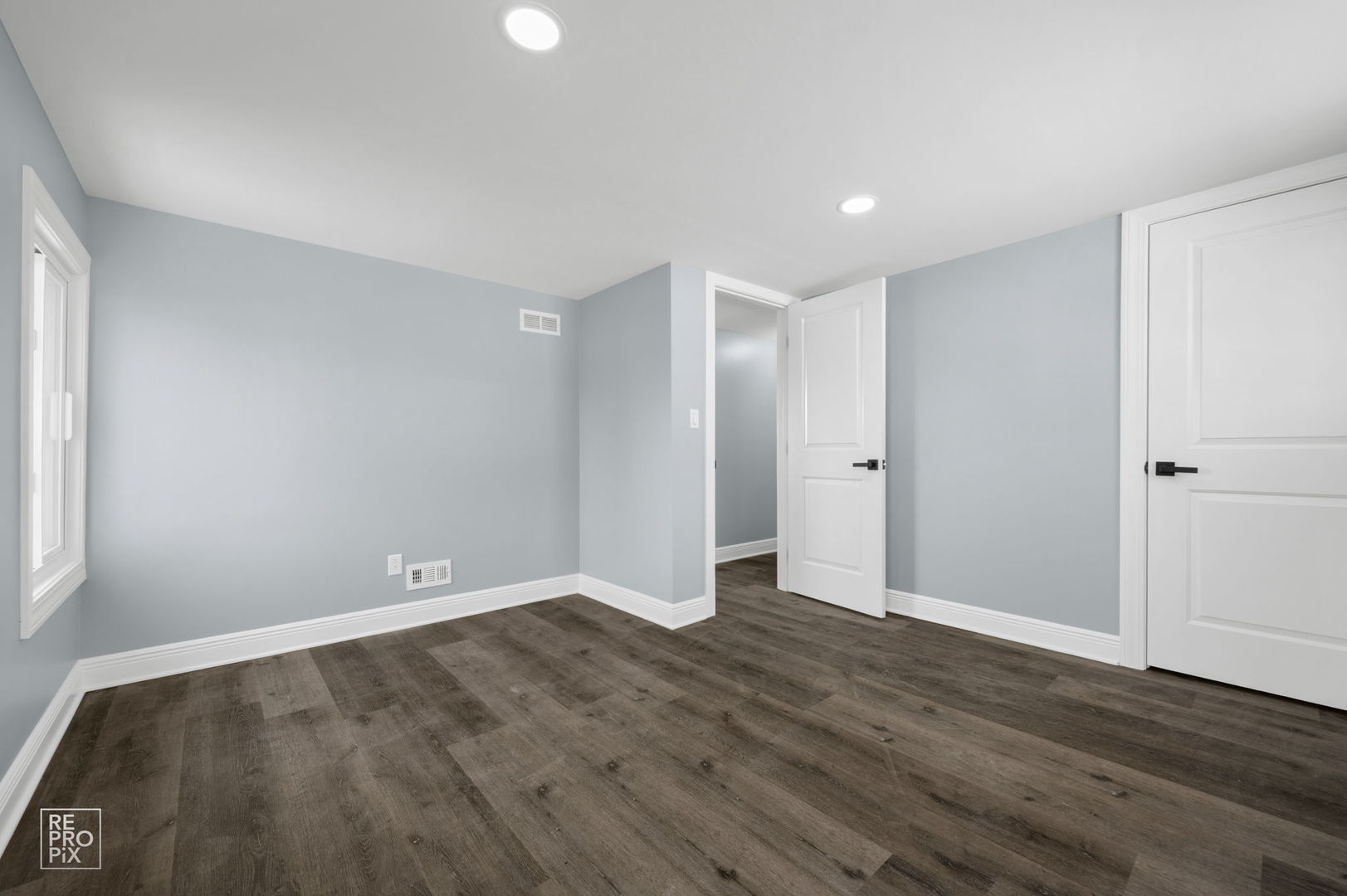 4329 W 81st Street Property Photo 13