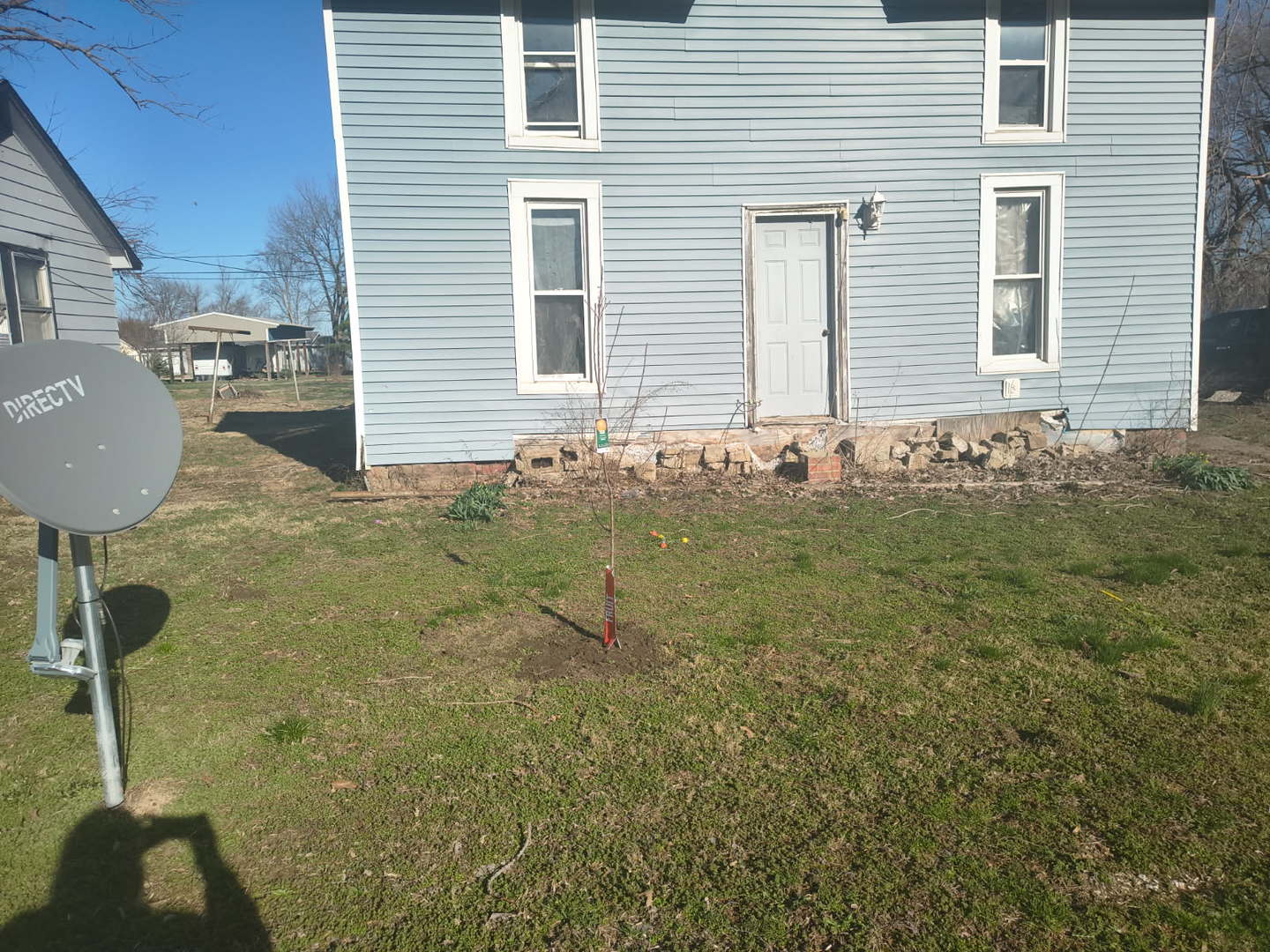 305 E Chestnut Street Property Photo 1