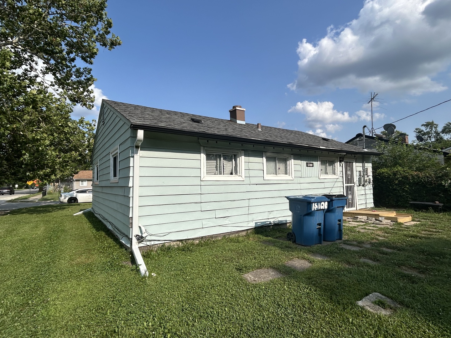 15100 Honore Avenue Property Photo 2