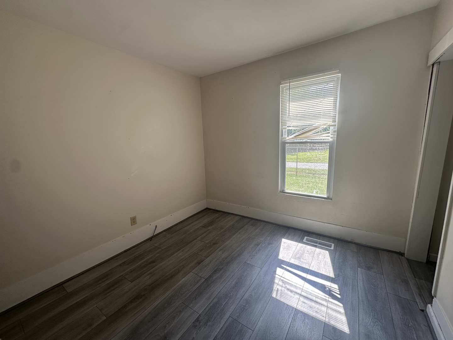 1603 West Road Property Photo 14