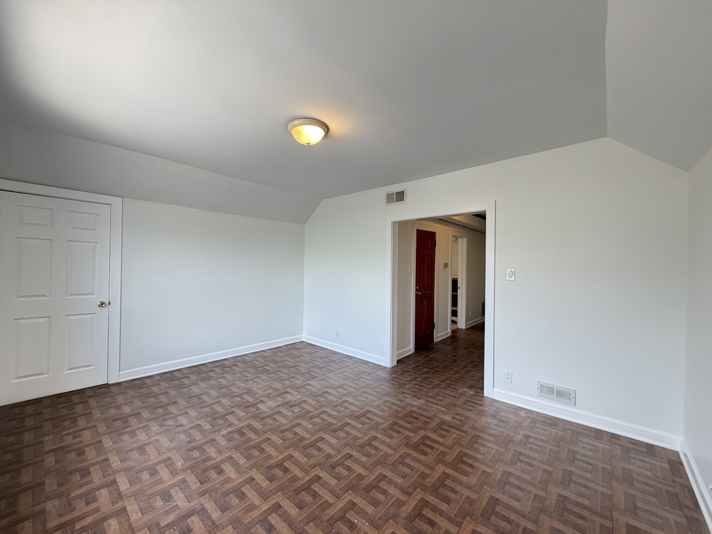1609 N Mcvicker Street Ch2 Property Photo 10