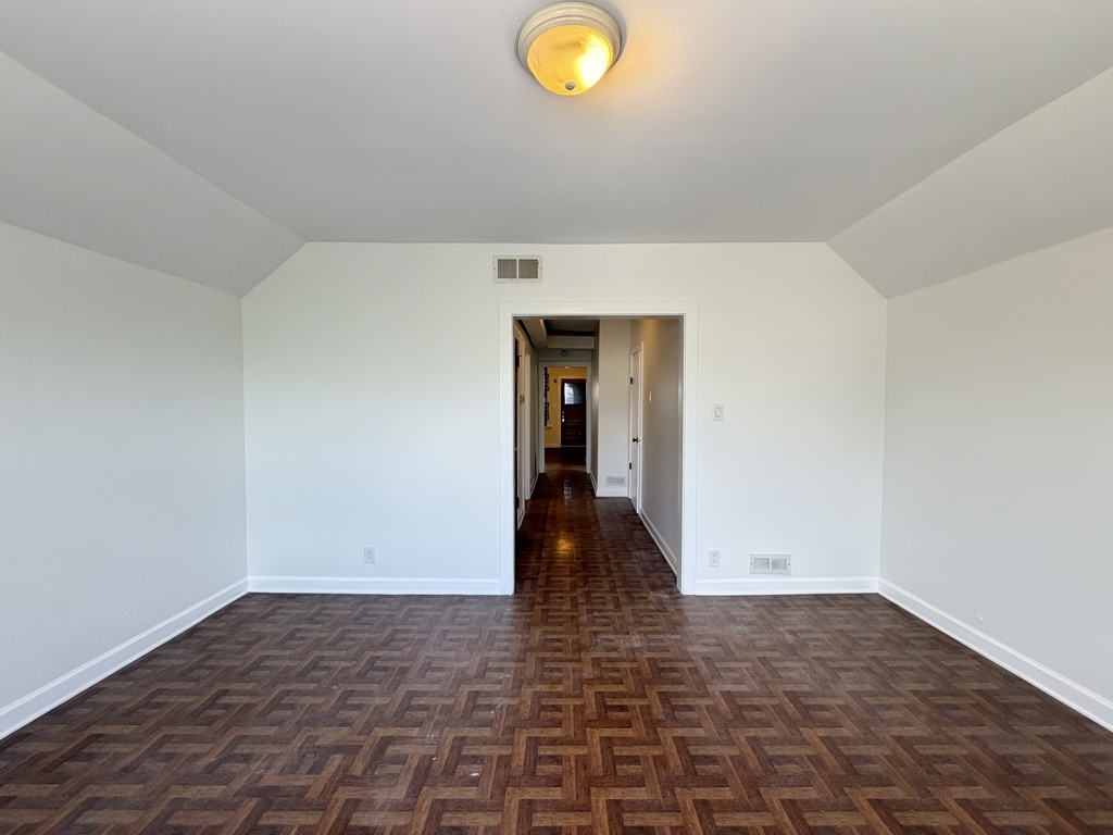 1609 N Mcvicker Street Ch2 Property Photo 11