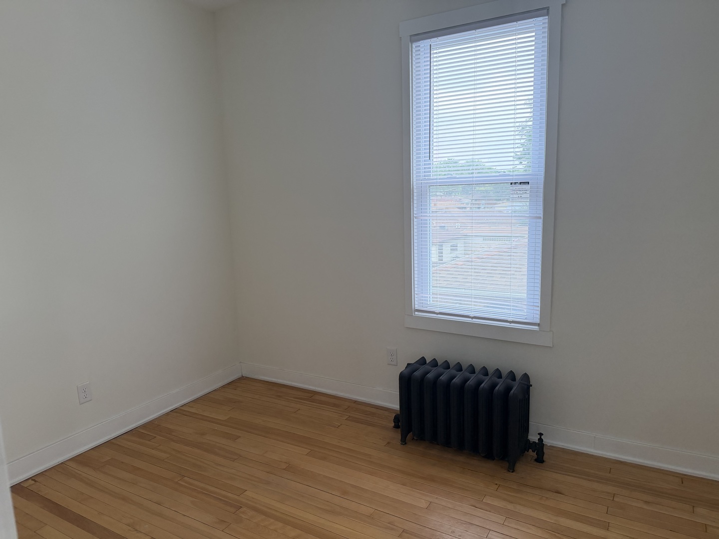 13140 S Buffalo Avenue 2 Property Photo 9