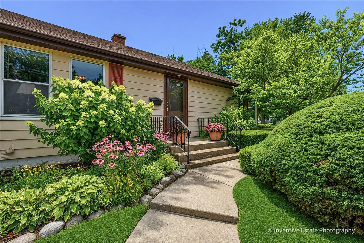 143 Woodstock Avenue Property Photo 2