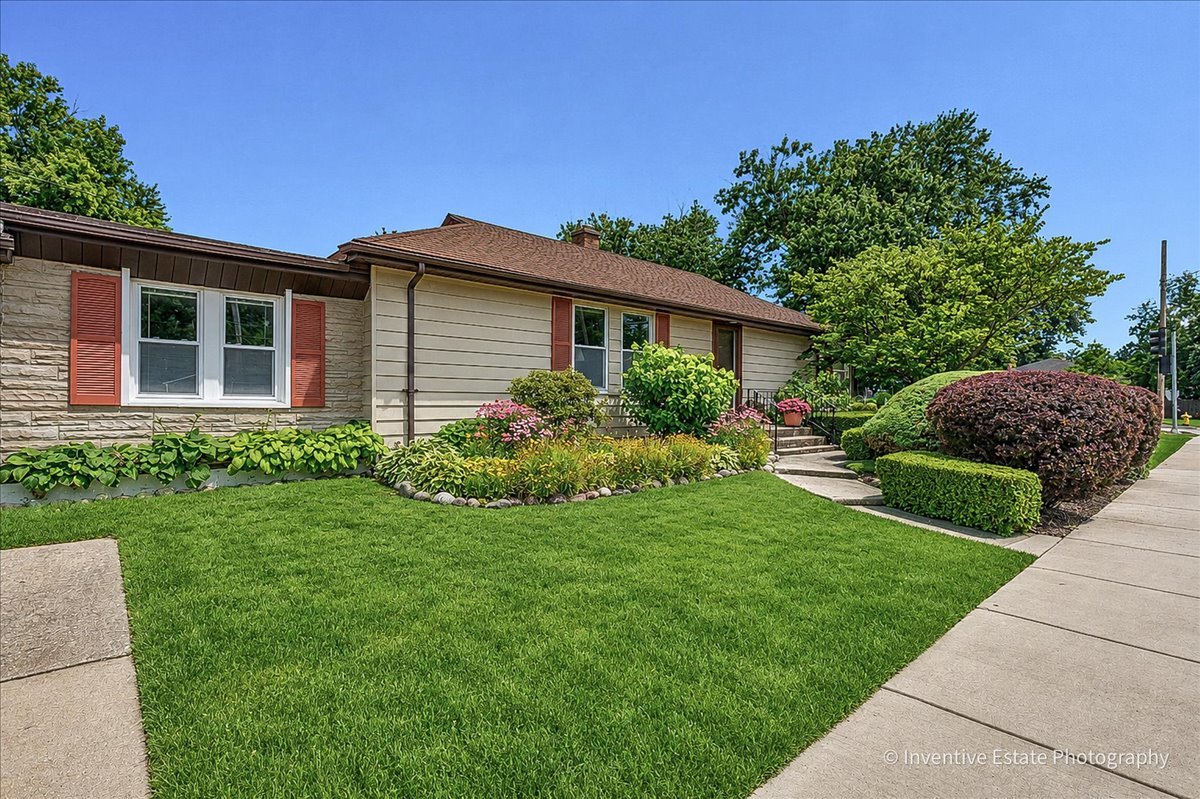 143 Woodstock Avenue Property Photo 3