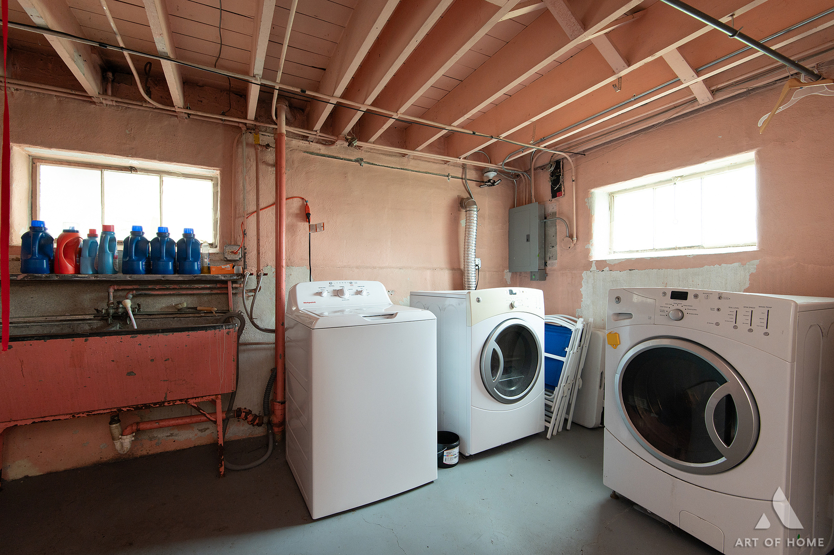 3805 Euclid Avenue Property Photo 22