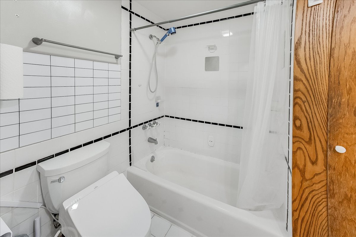 802 W Indiana Avenue Property Photo 37