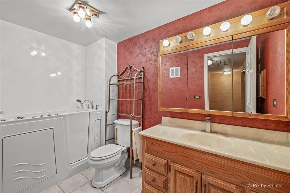 602 E Hackberry Drive Property Photo 27