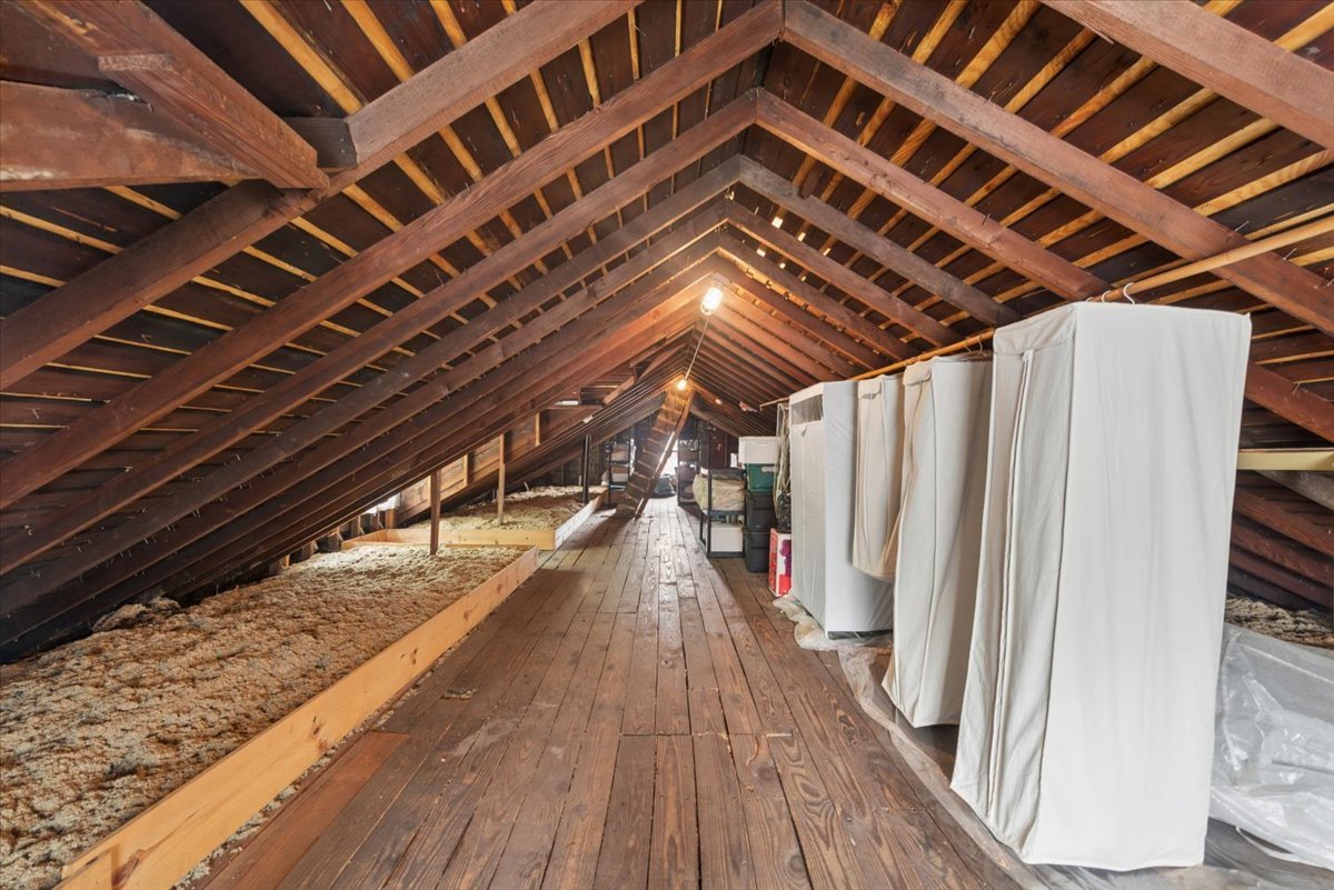 5058 W Barry Avenue Property Photo 25
