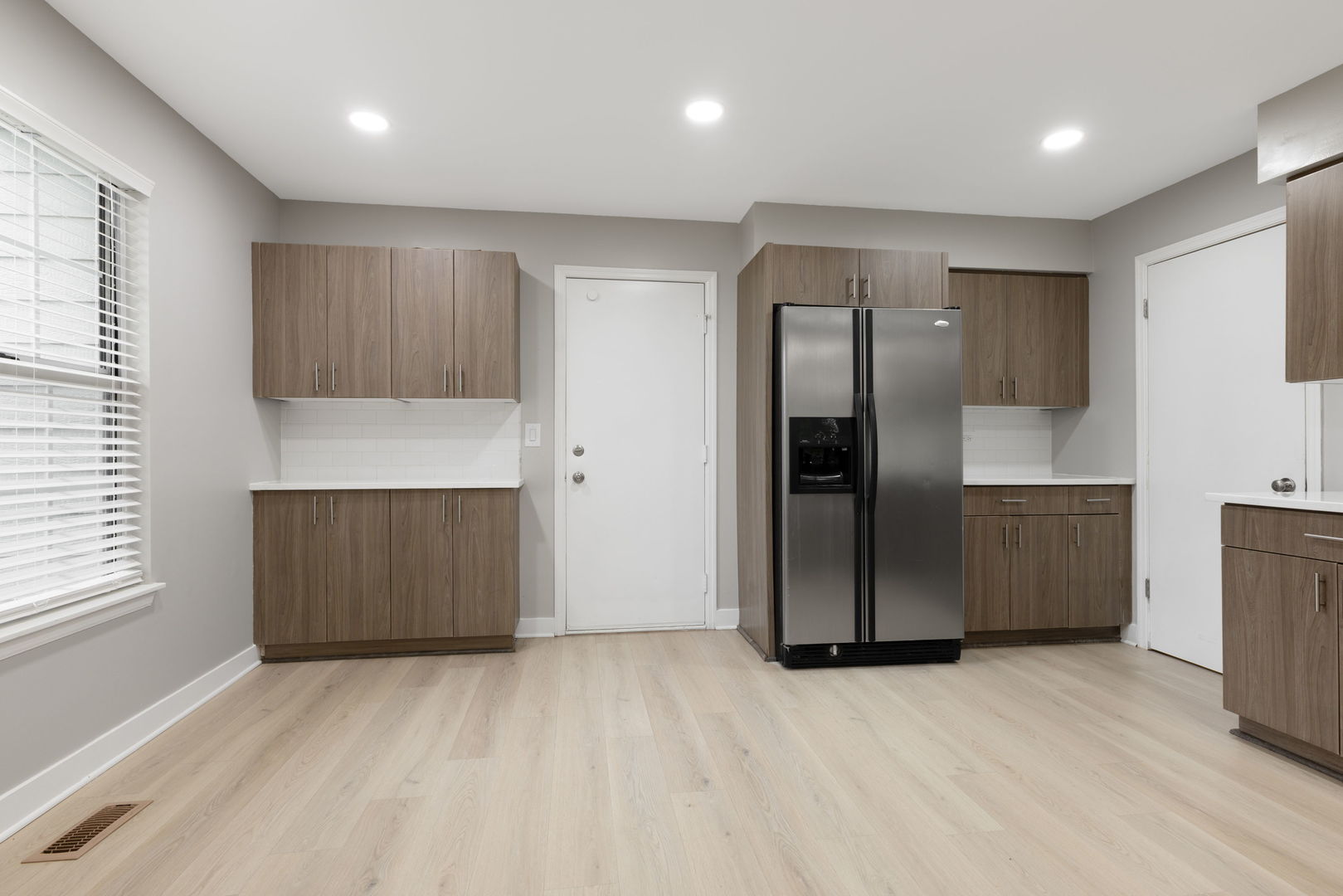 12709672 Property Photo 5