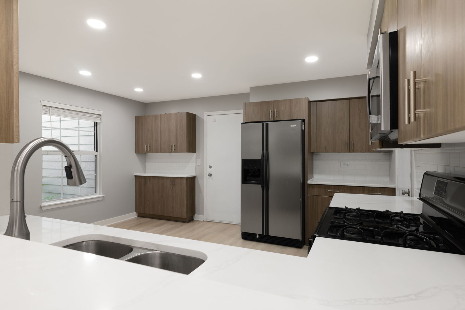 12709672 Property Photo 10
