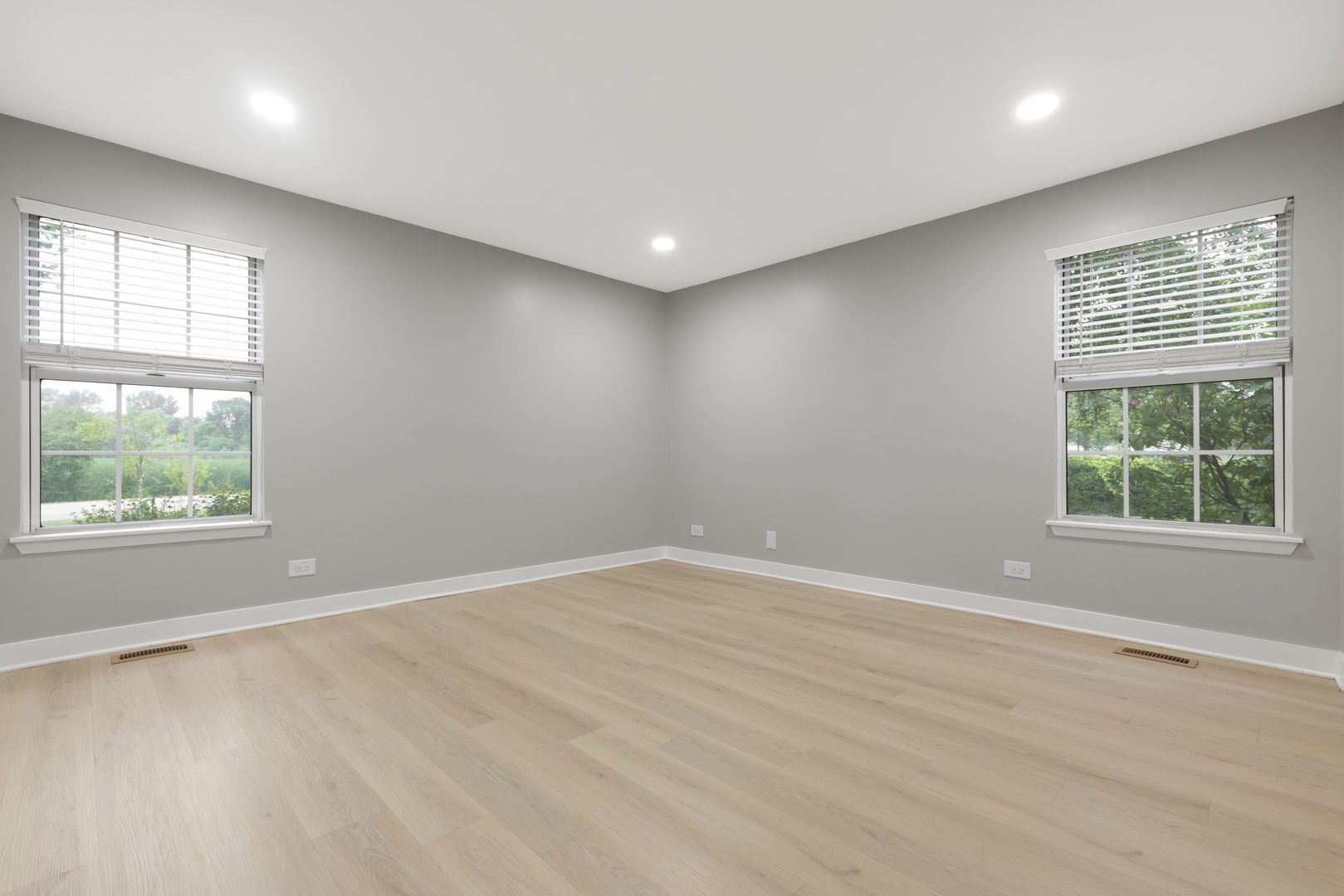 12709672 Property Photo 16