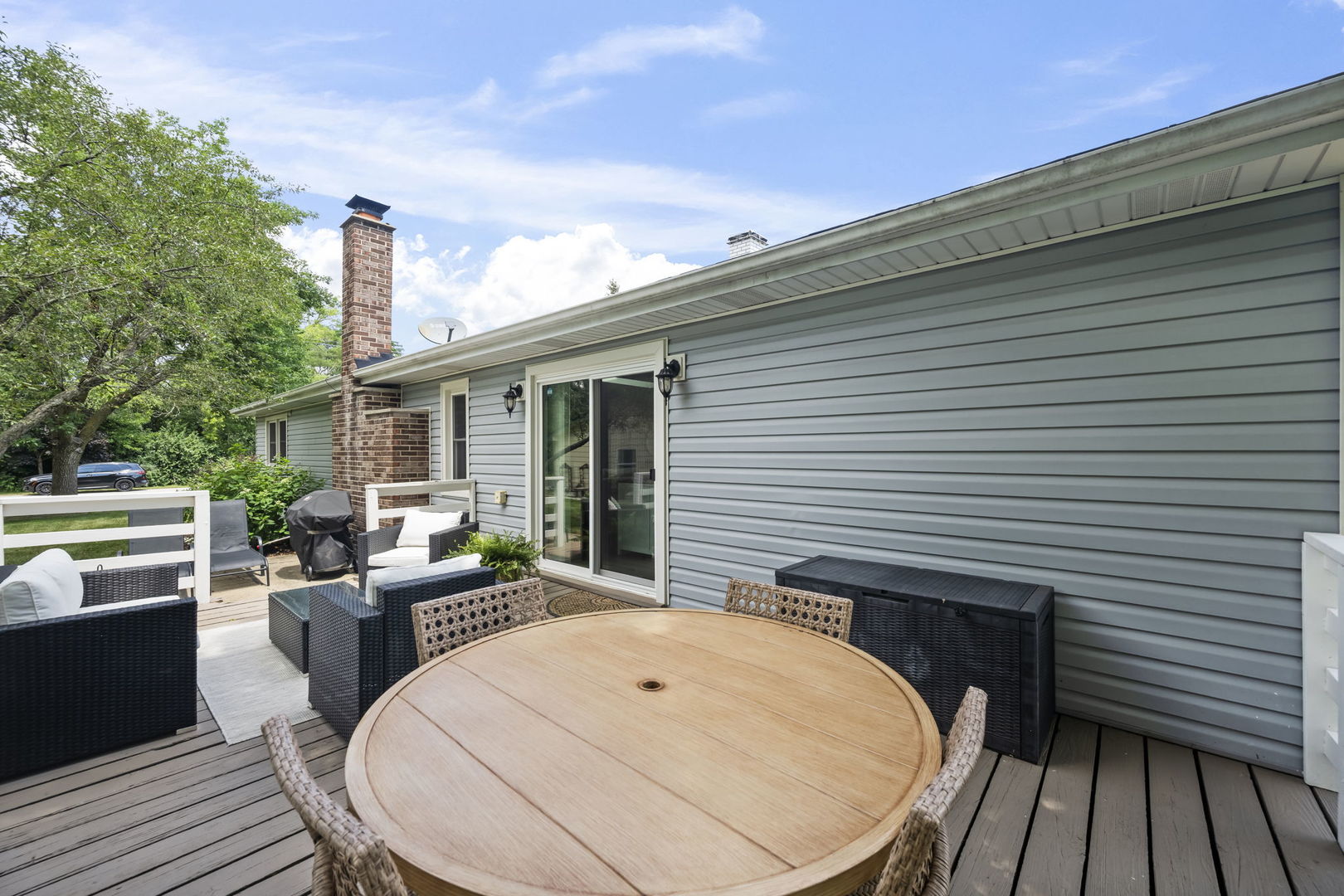 410 S Wilke Road Property Photo 16