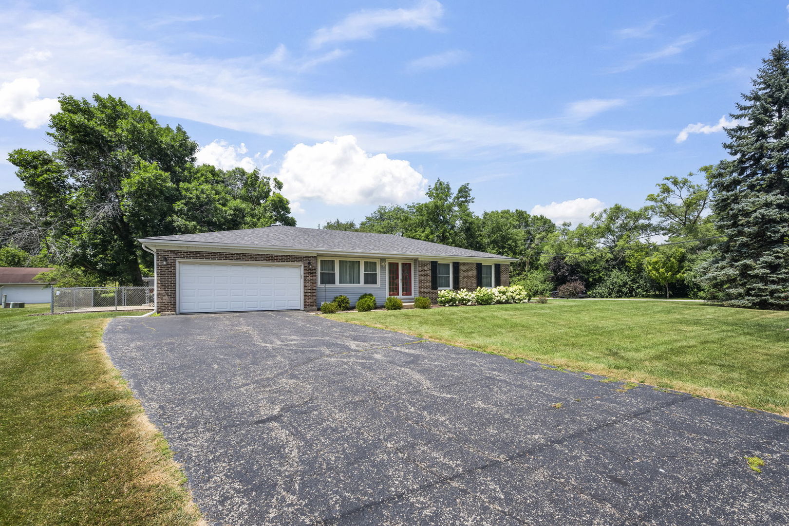 410 S Wilke Road Property Photo 20