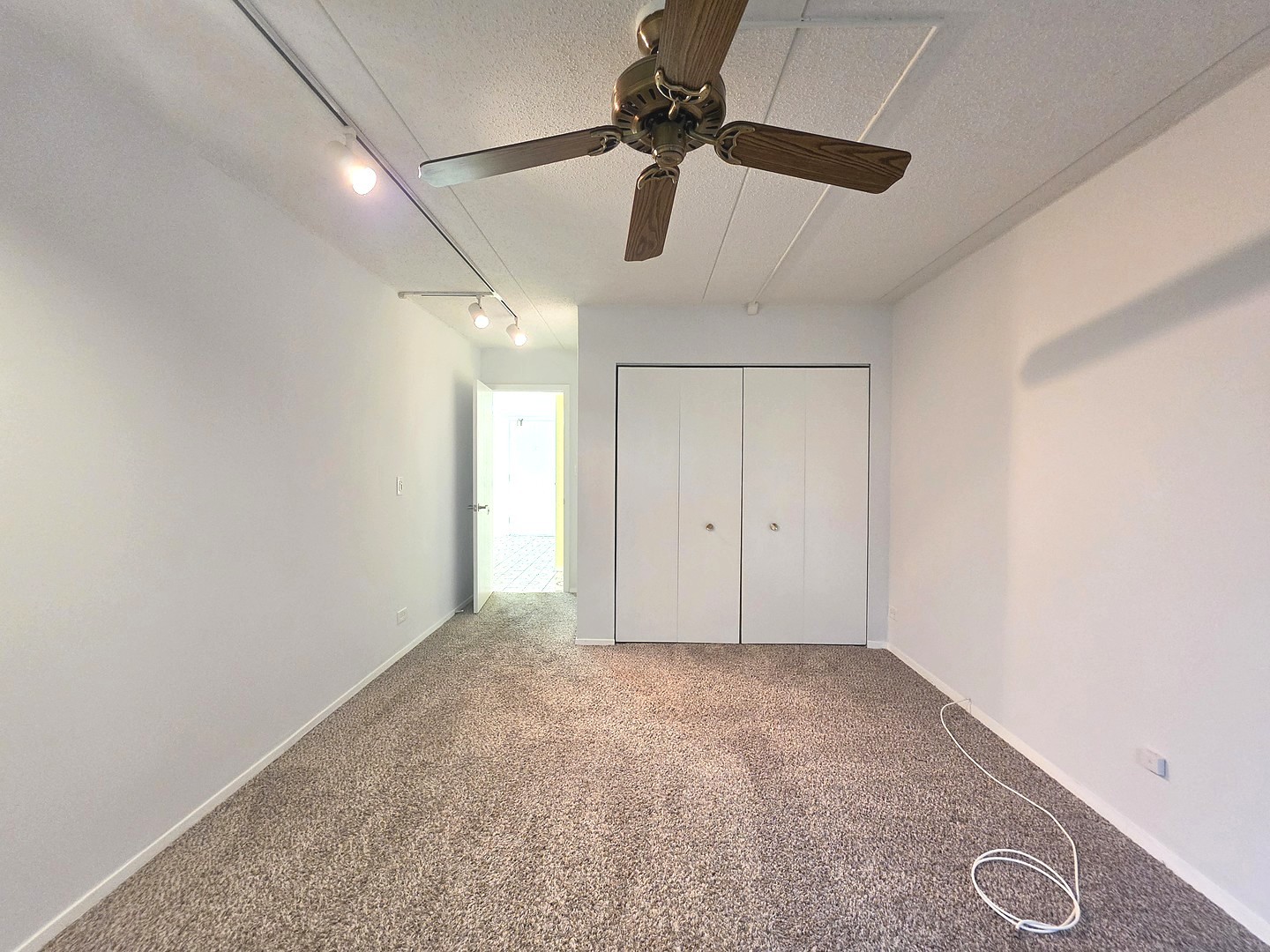 350 Plum Creek Drive 406 Property Photo 15