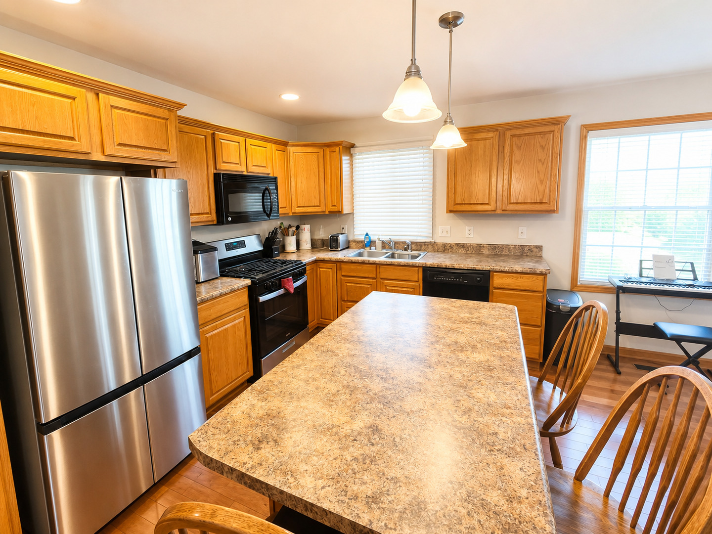 503 W Randolph Street B Property Photo 9