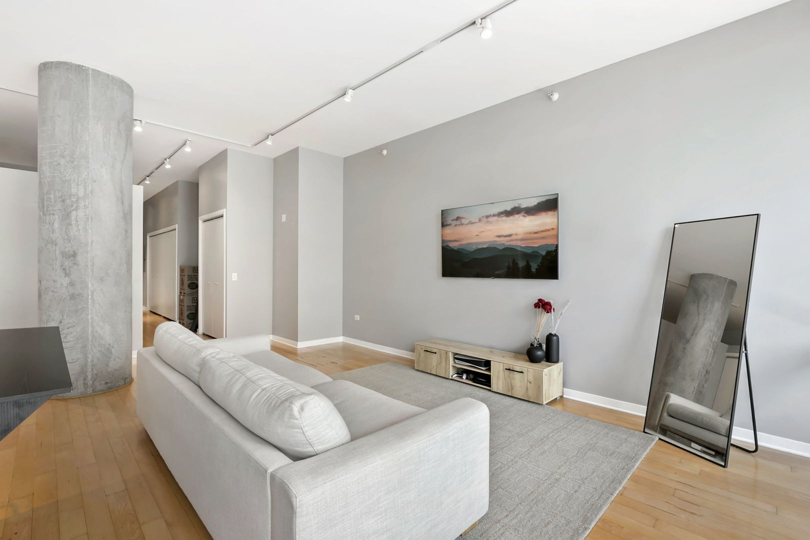 12709722 Property Photo 2
