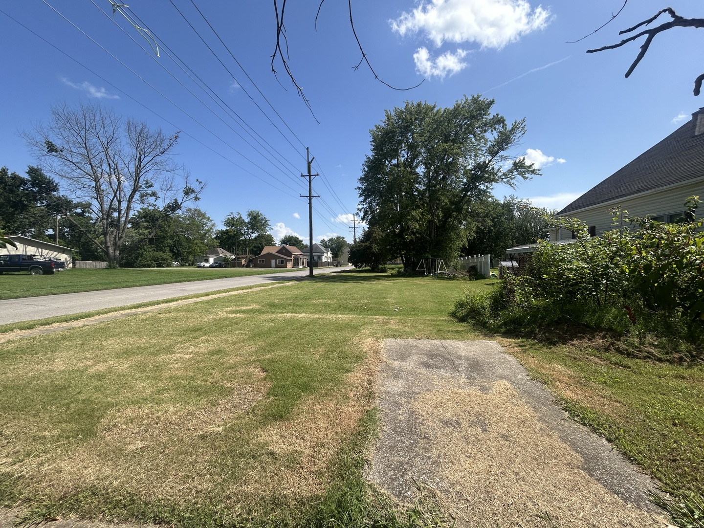 107 W Lincoln Street Property Photo 5