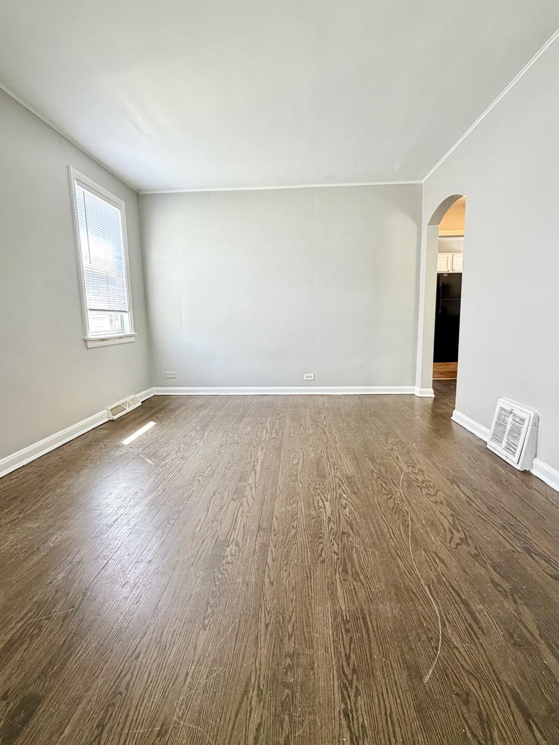 17826 School Street Property Photo 5