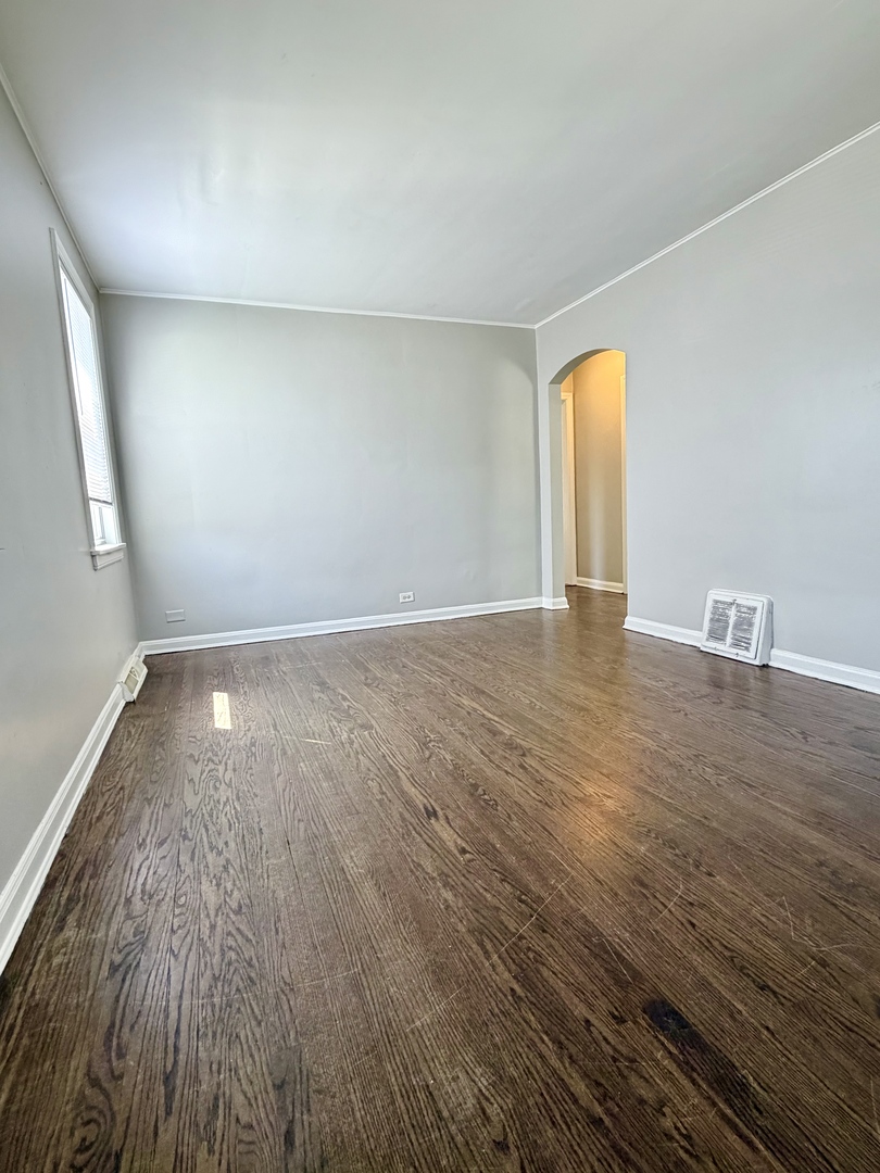 17826 School Street Property Photo 6