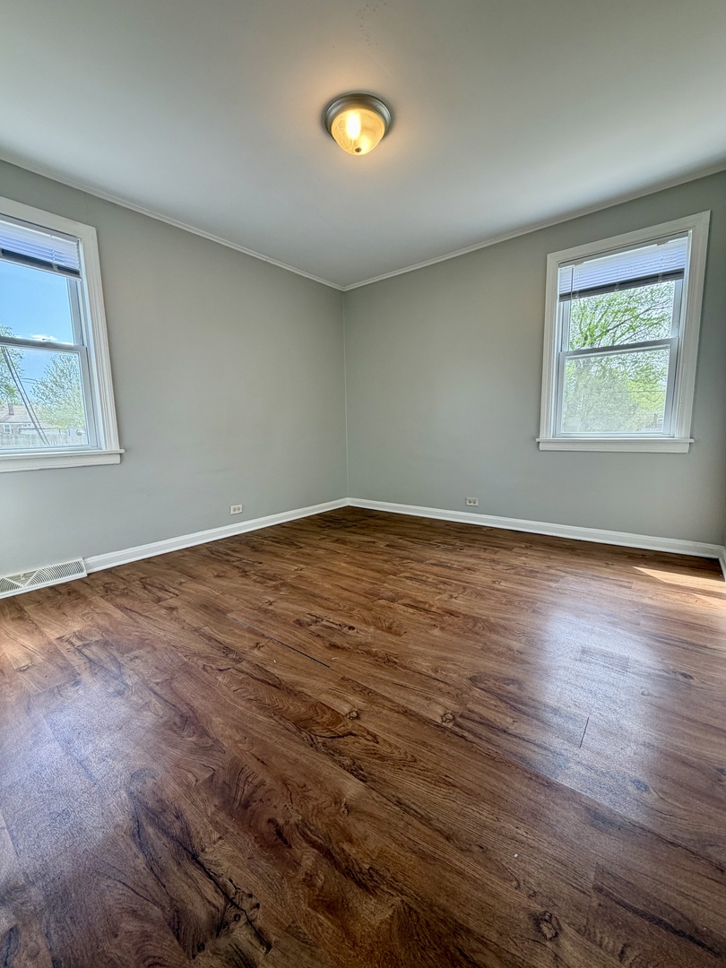 17826 School Street Property Photo 10