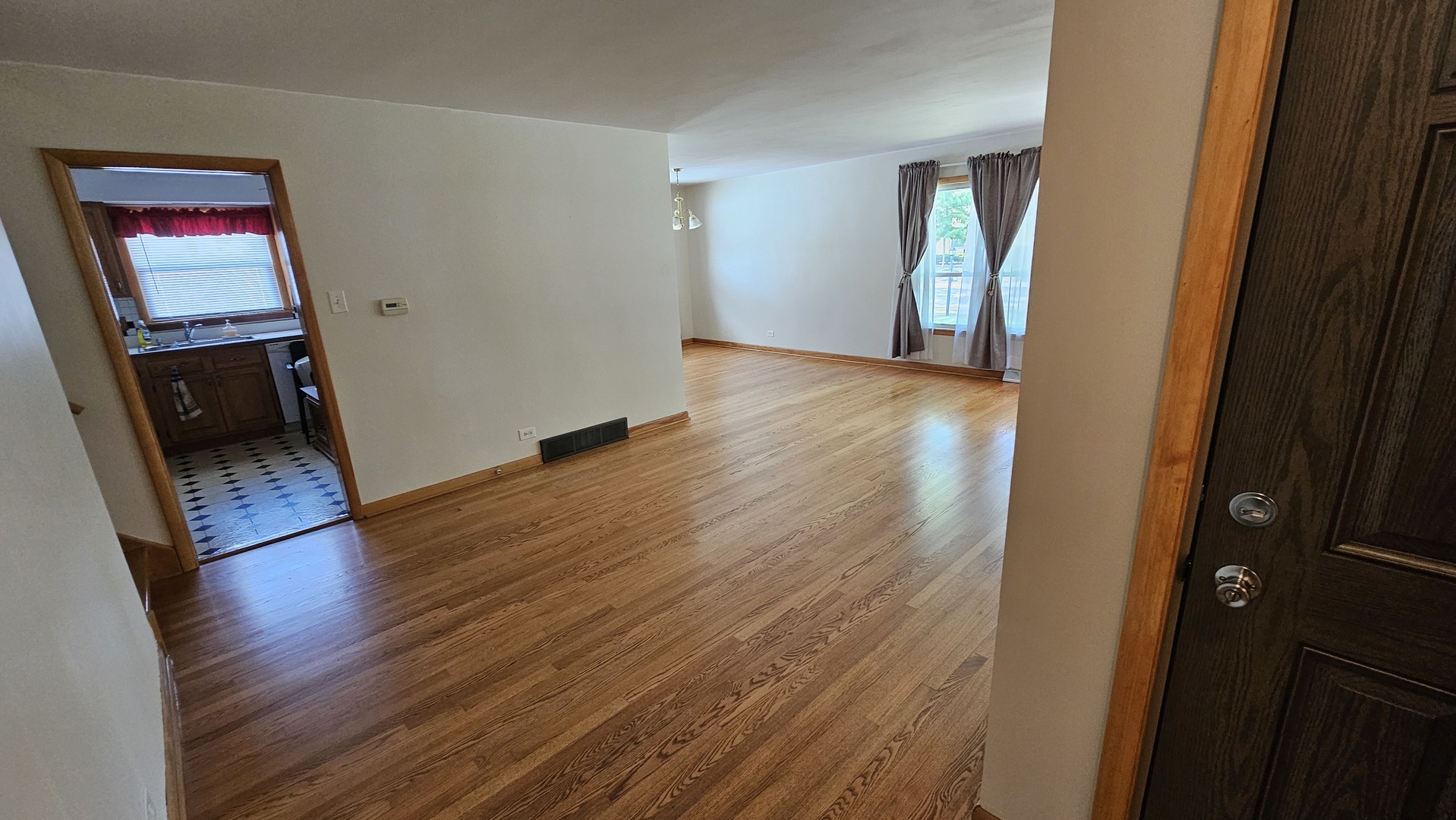 1614 Forest Road Property Photo 6