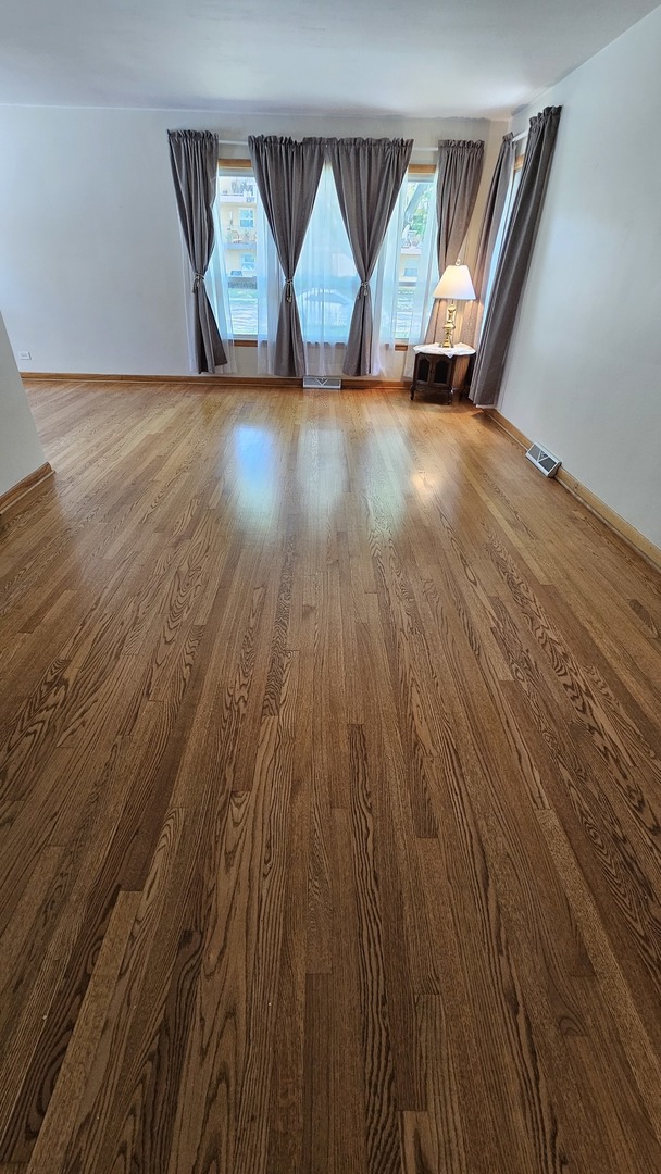 1614 Forest Road Property Photo 8