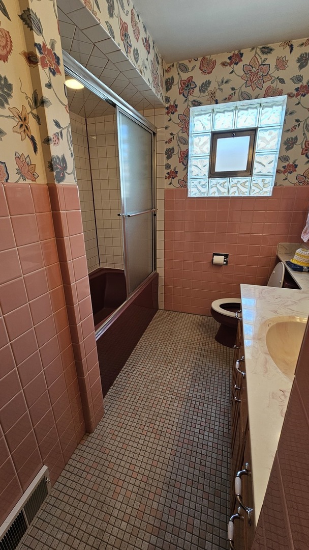 1614 Forest Road Property Photo 39