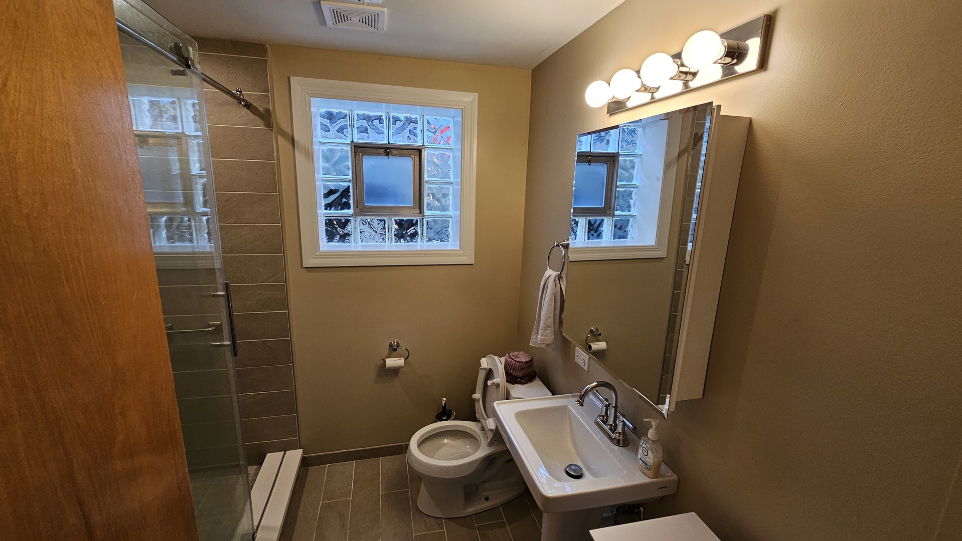 1614 Forest Road Property Photo 47