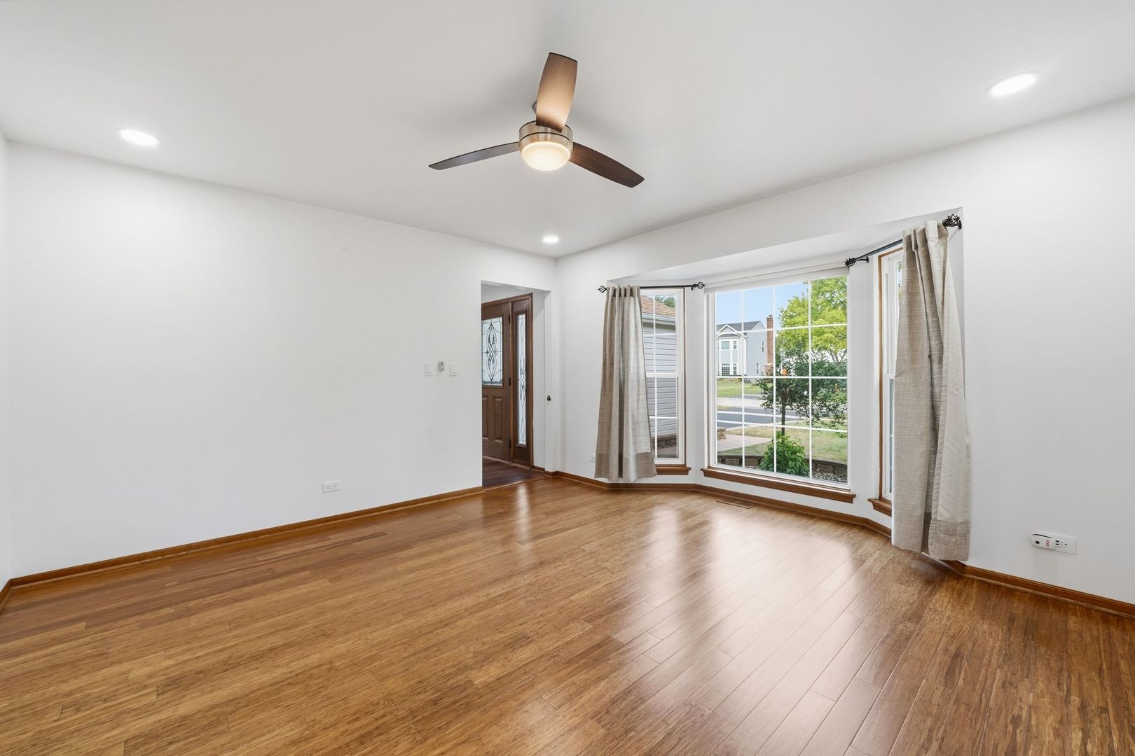 12709761 Property Photo 3