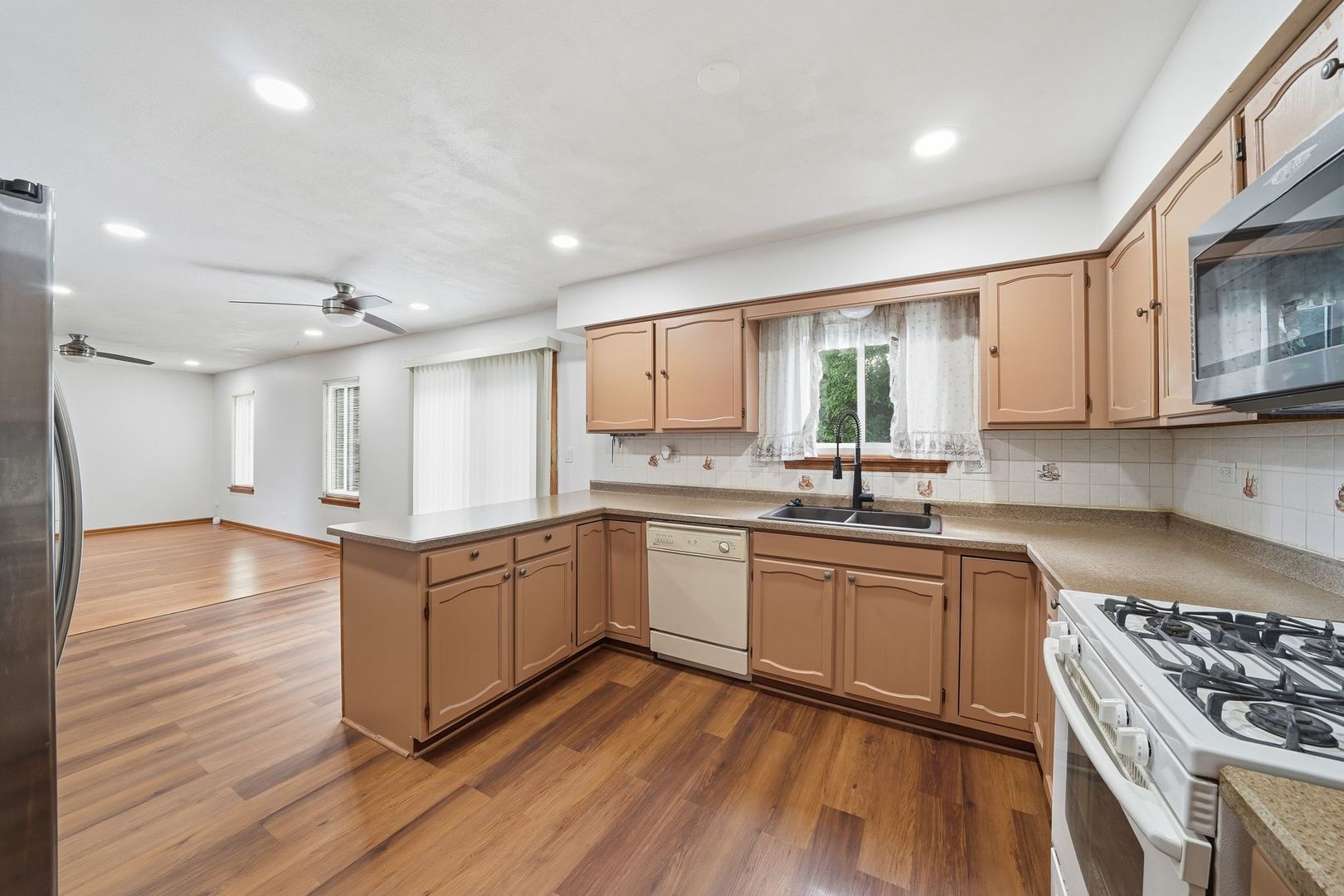 12709761 Property Photo 10