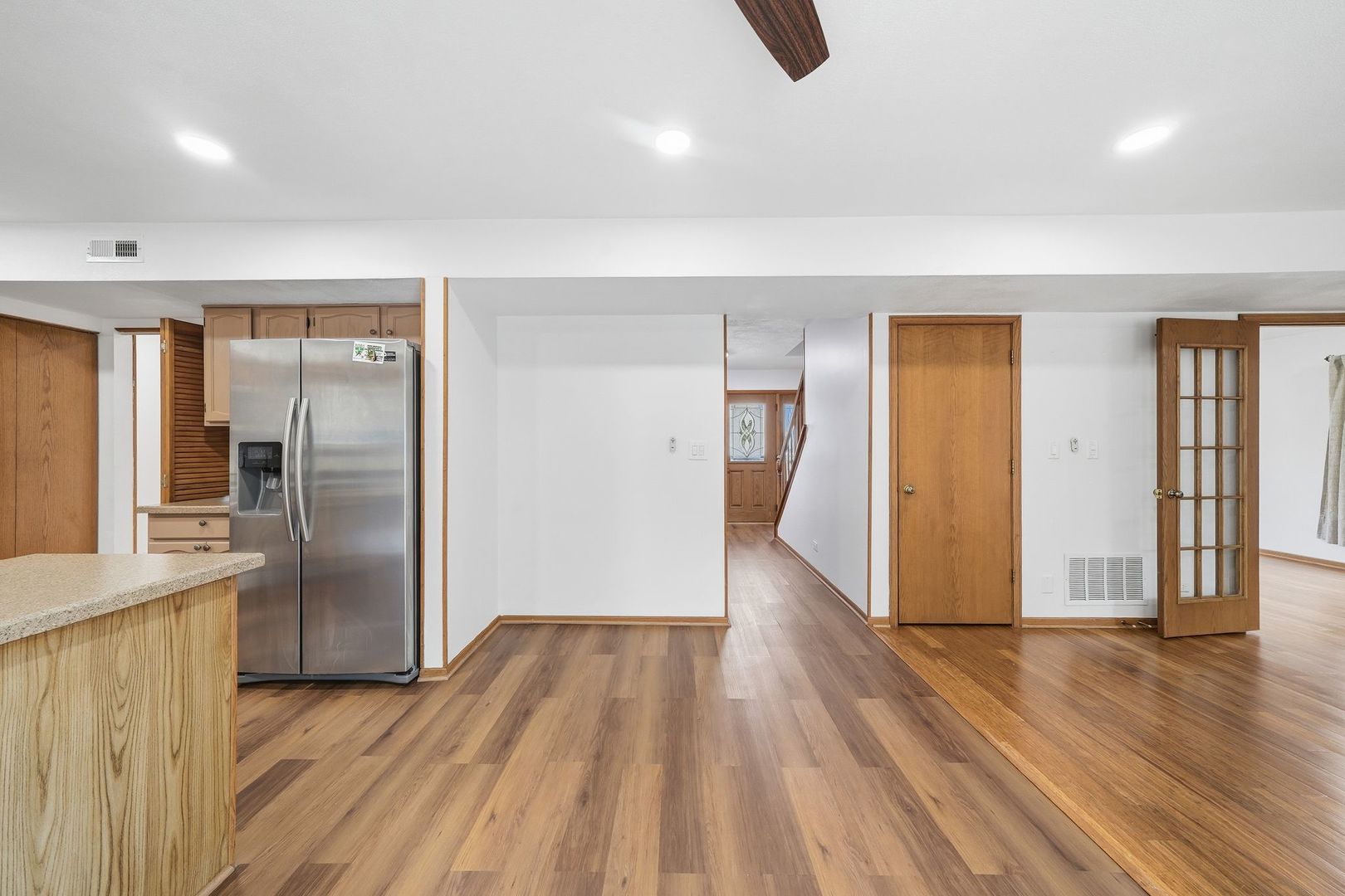 12709761 Property Photo 13