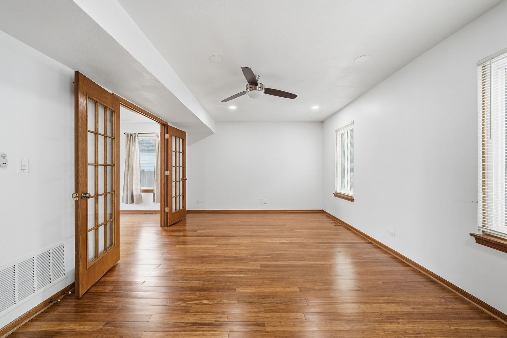 12709761 Property Photo 15