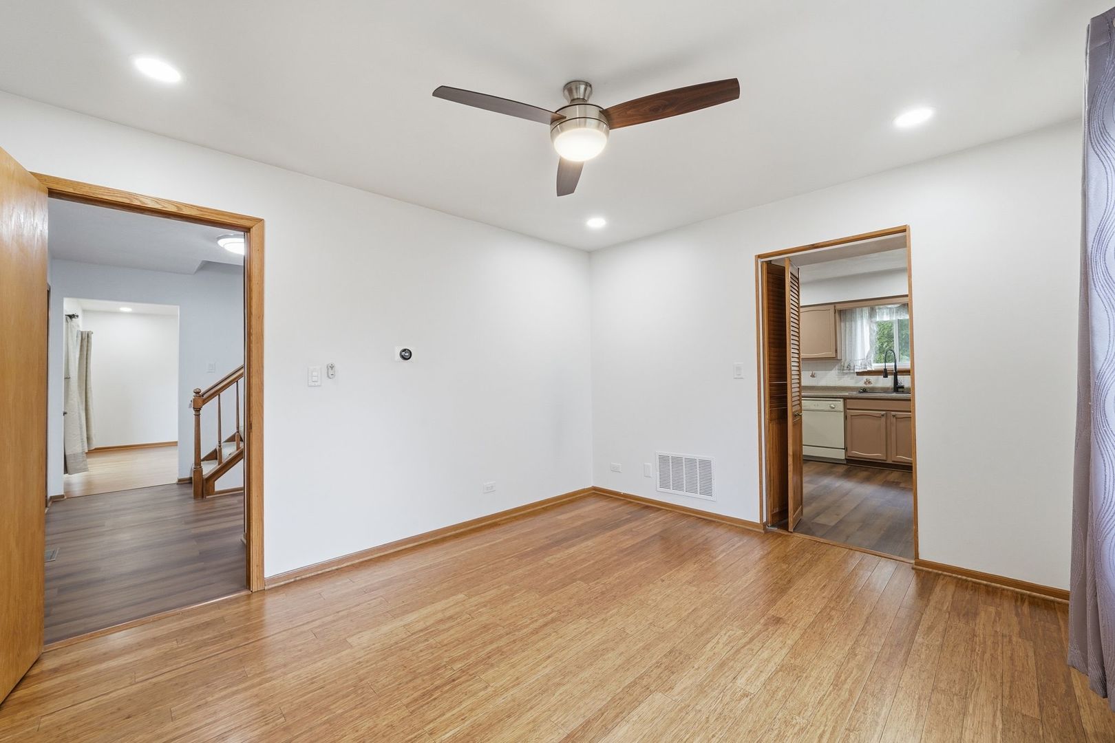 12709761 Property Photo 18