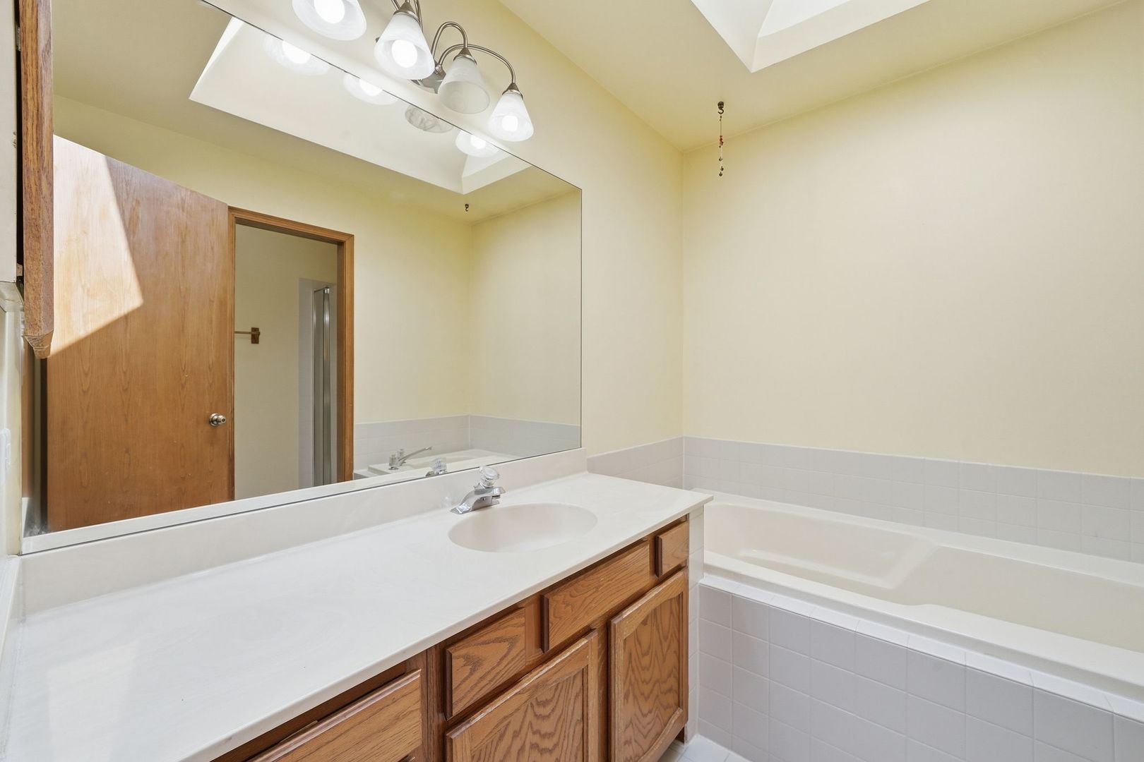 12709761 Property Photo 22