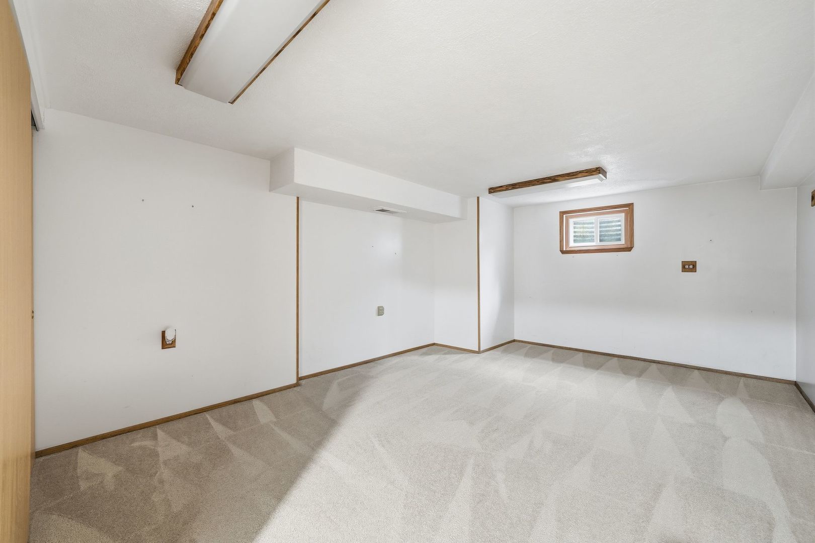 12709761 Property Photo 31