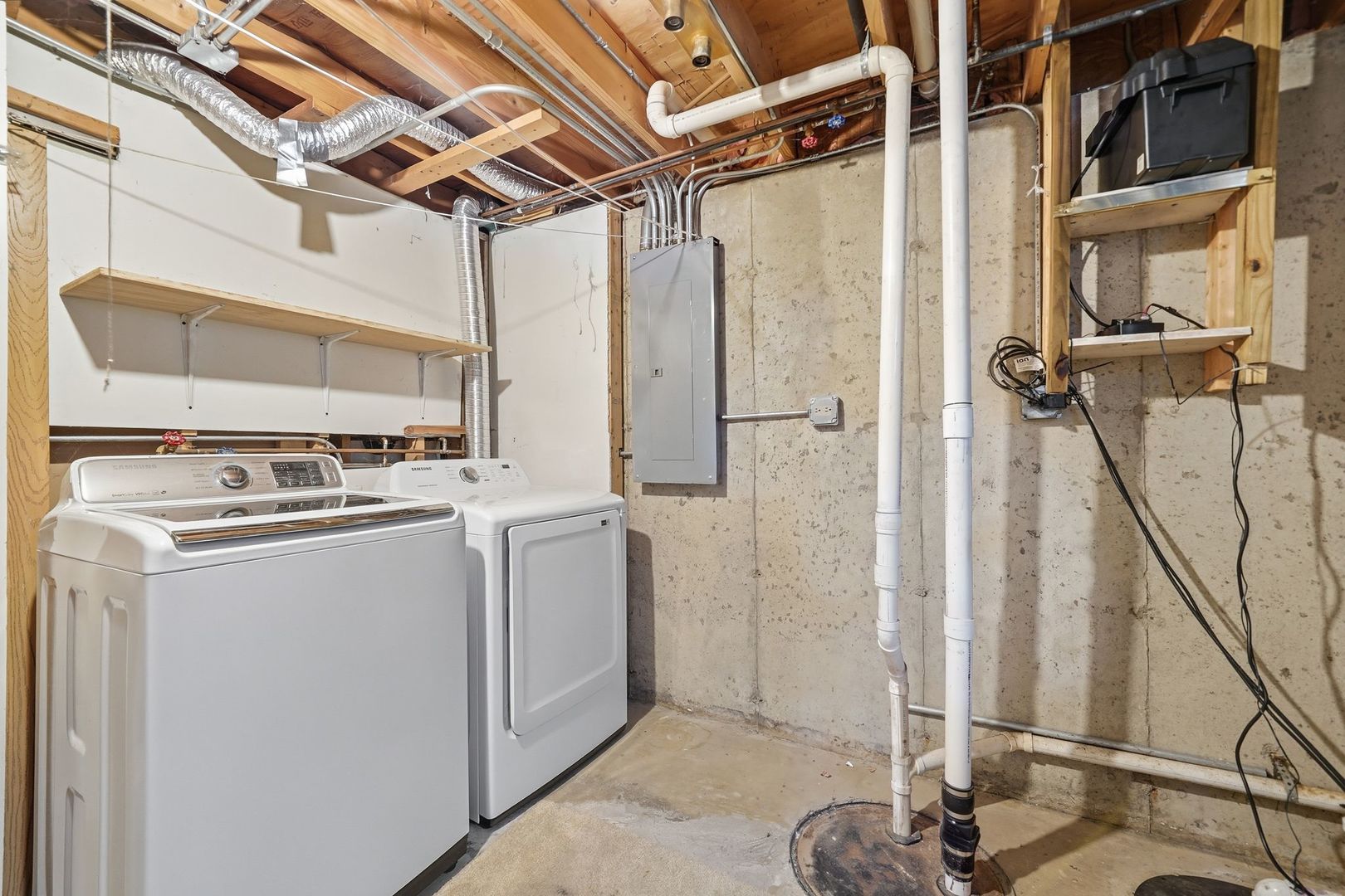 12709761 Property Photo 42