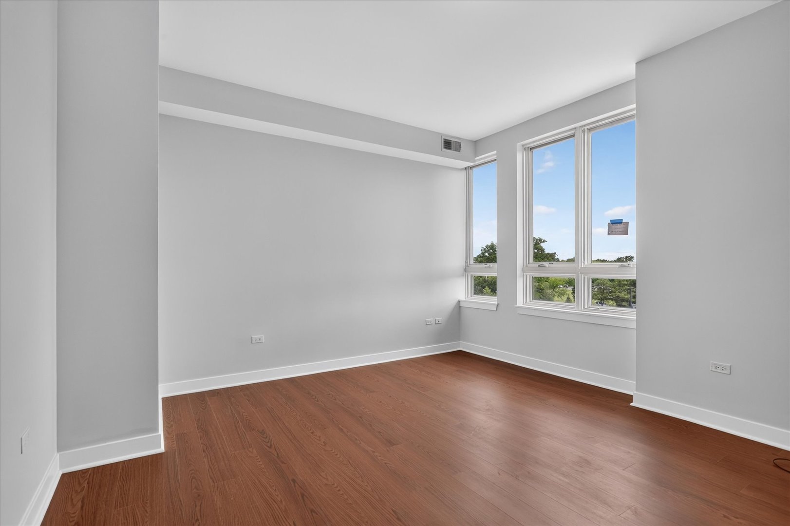 6000 N Cicero Avenue 302 Property Photo 18