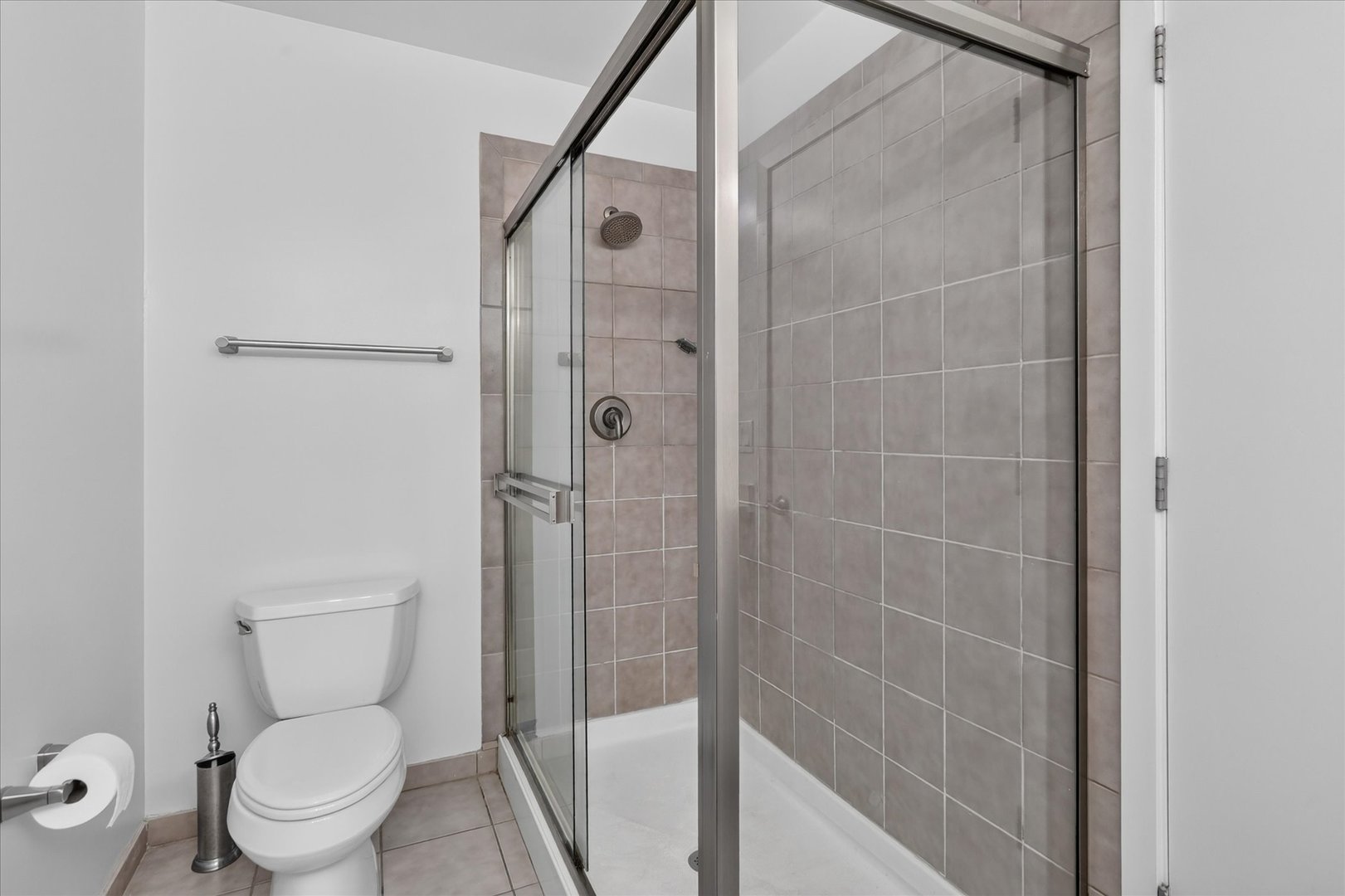 6000 N Cicero Avenue 302 Property Photo 21