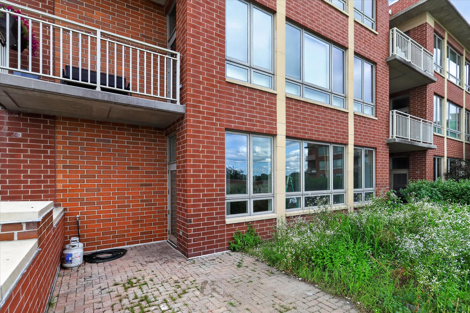 6000 N Cicero Avenue 302 Property Photo 28