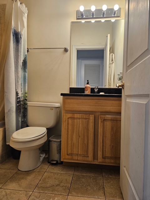 2113 W Gladys Avenue 2s Property Photo 15