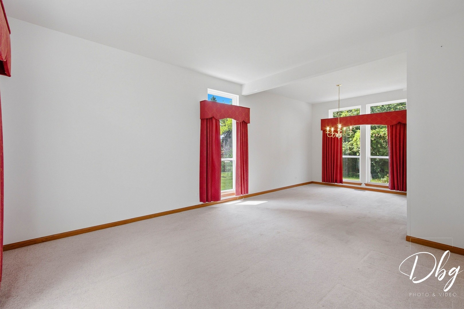 566 W Wildspring Road Property Photo 14