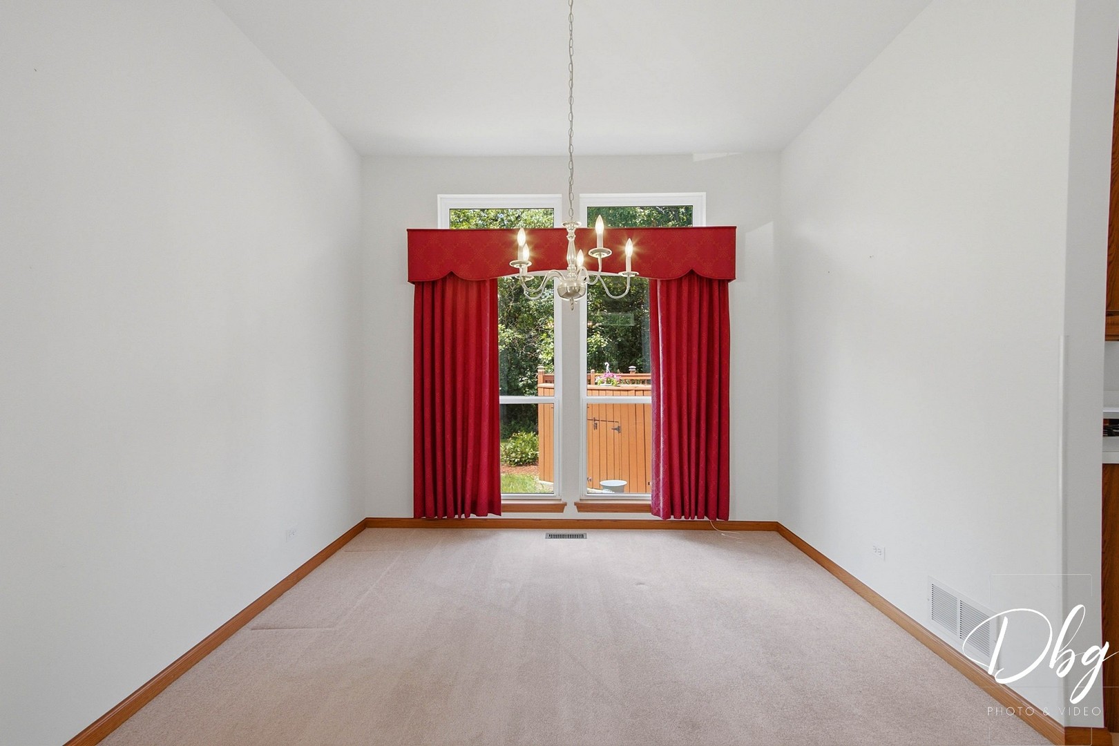 566 W Wildspring Road Property Photo 18
