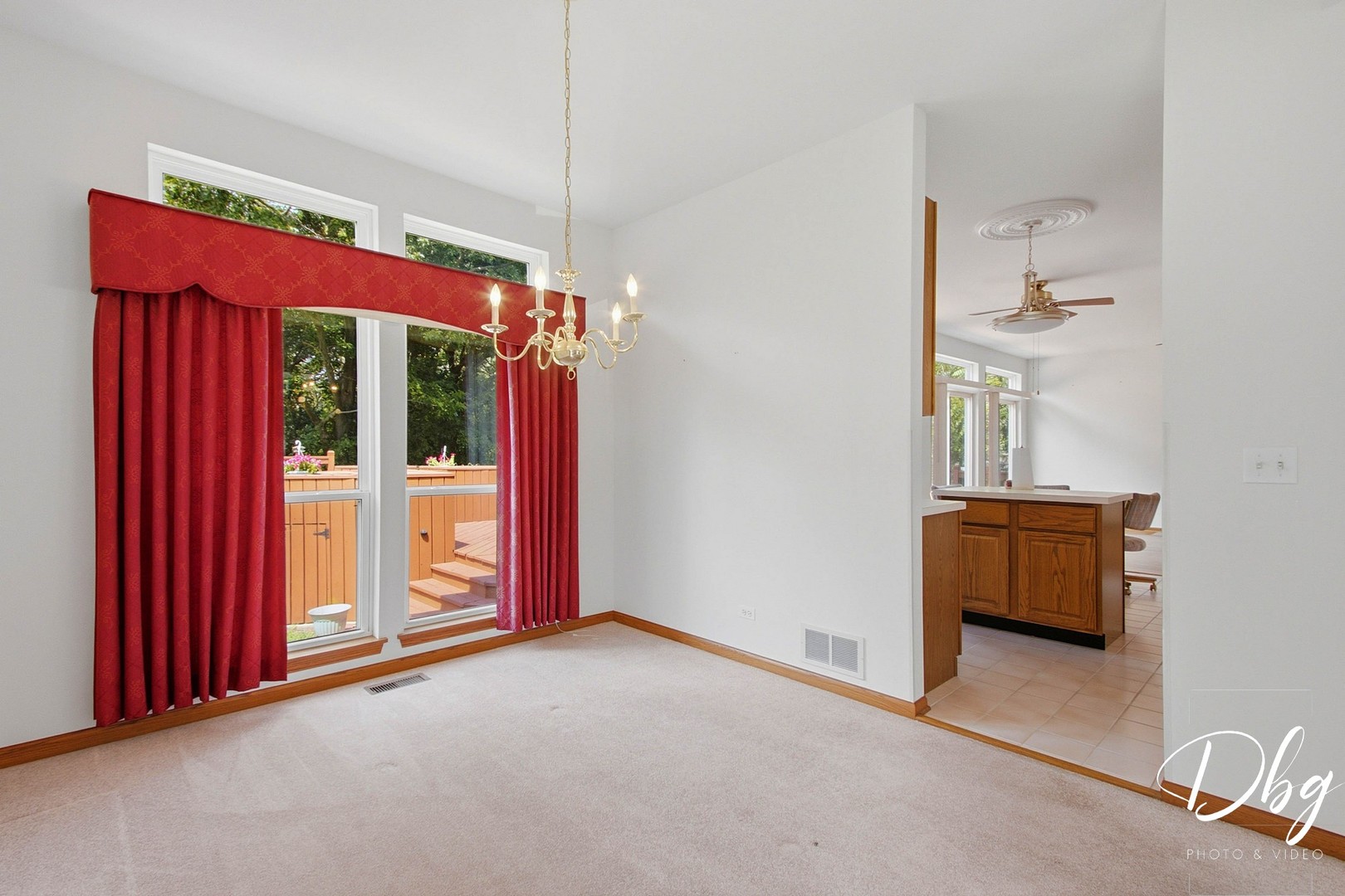 566 W Wildspring Road Property Photo 19