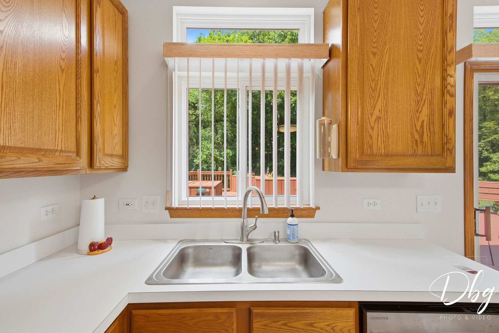 566 W Wildspring Road Property Photo 23