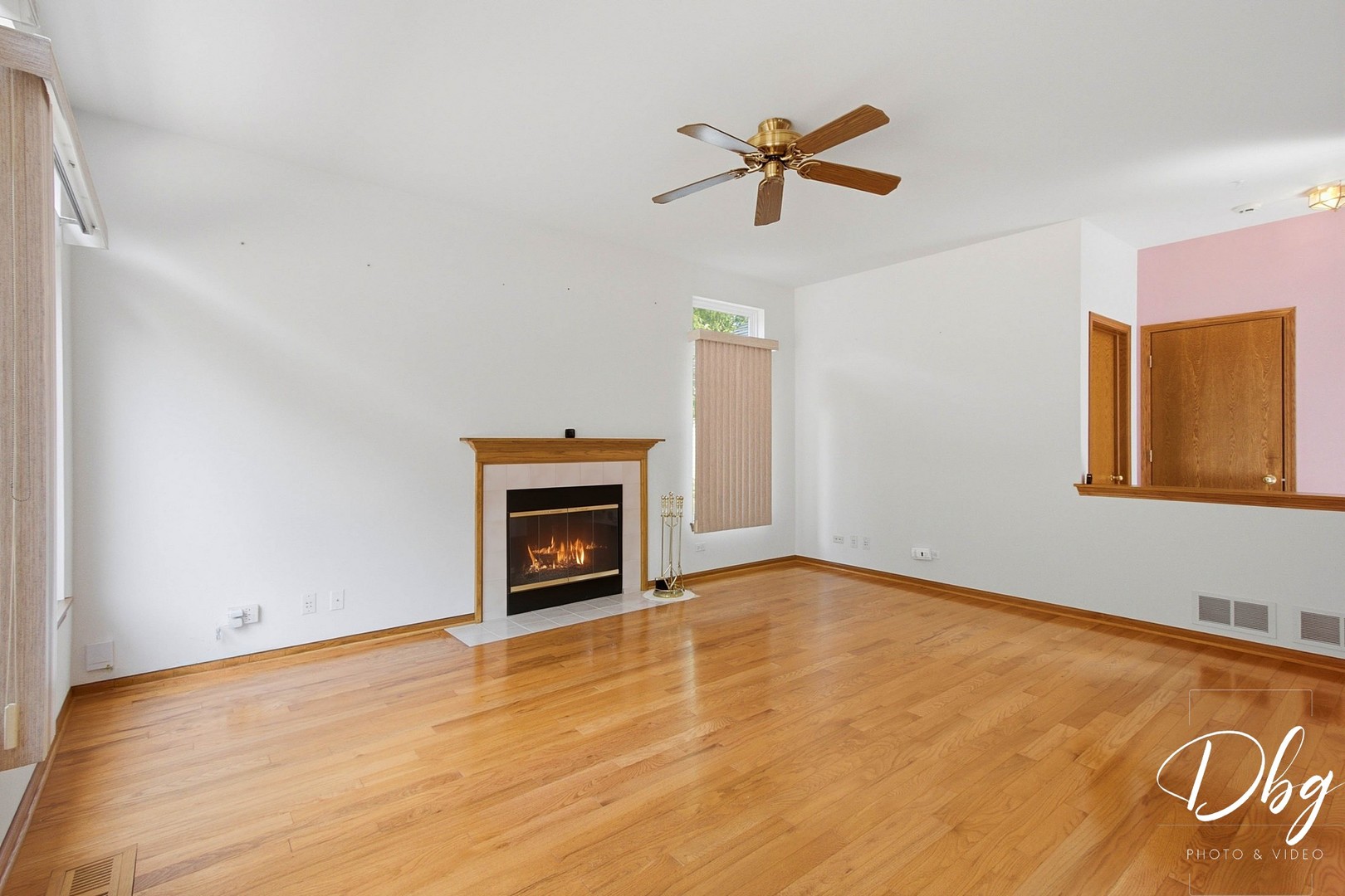 566 W Wildspring Road Property Photo 28