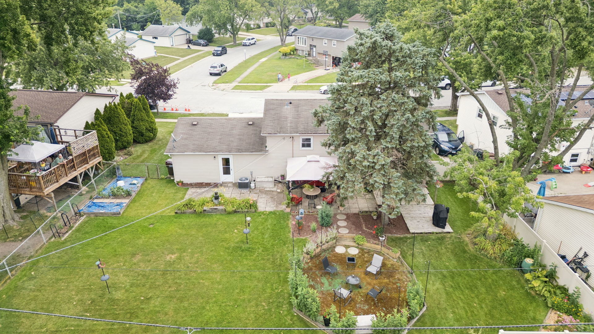 5700 Victoria Drive Property Photo 38
